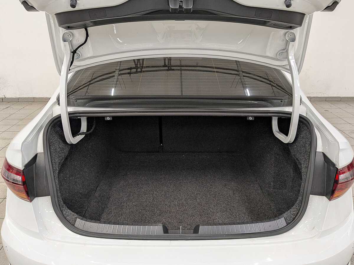 Volkswagen Jetta б/у, 2020, Автоматическая. Фото: #9