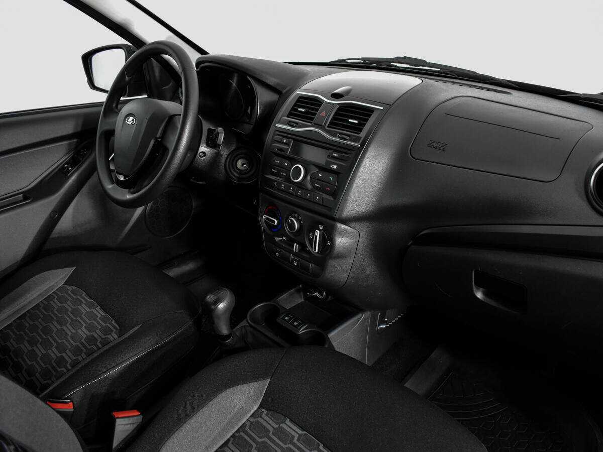 Lada (ВАЗ) Granta б/у, 2023, Механическая. Фото: #9