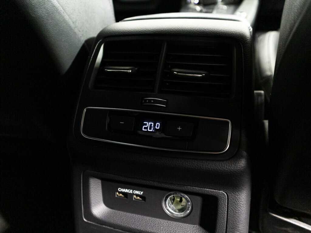 Audi A4 б/у, 2019, Роботизированная. Фото: #21