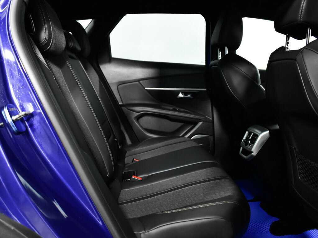 Peugeot 3008 б/у, 2017, Автоматическая. Фото: #9