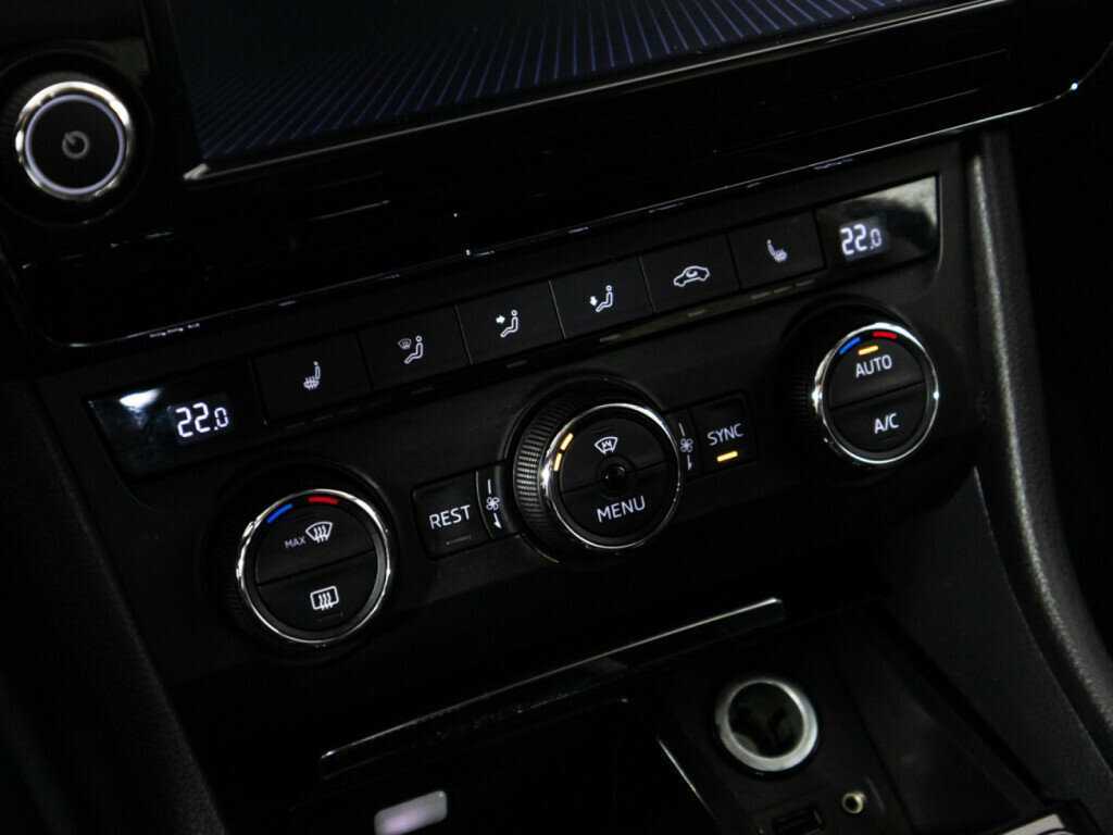 Skoda Superb б/у, 2017, Роботизированная. Фото: #15