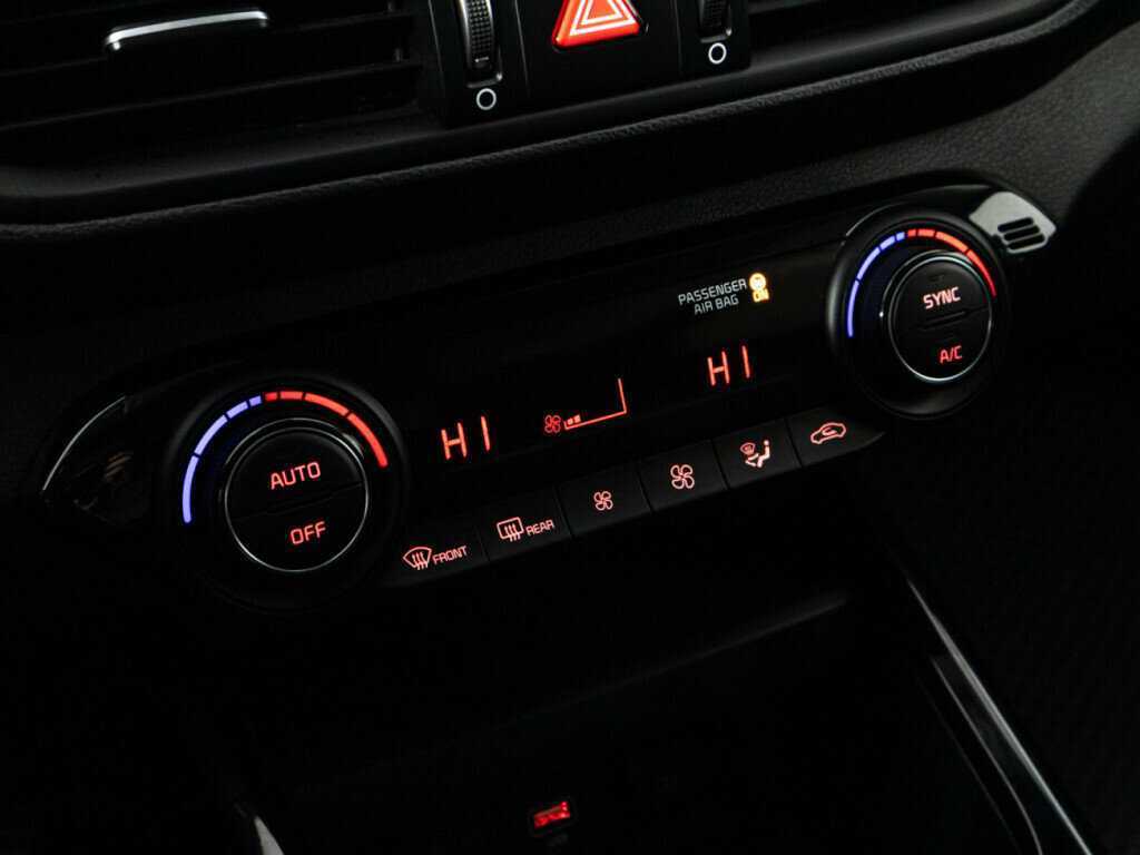 Kia Cerato б/у, 2022, Автоматическая. Фото: #18