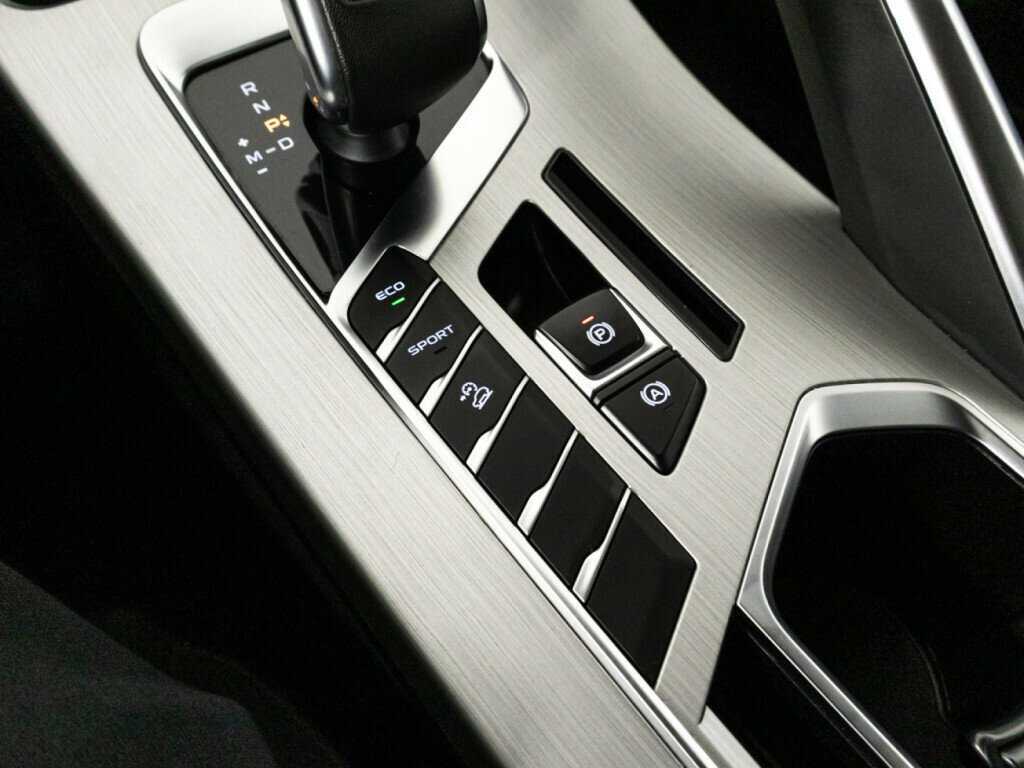 Geely Coolray б/у, 2021, Роботизированная. Фото: #16