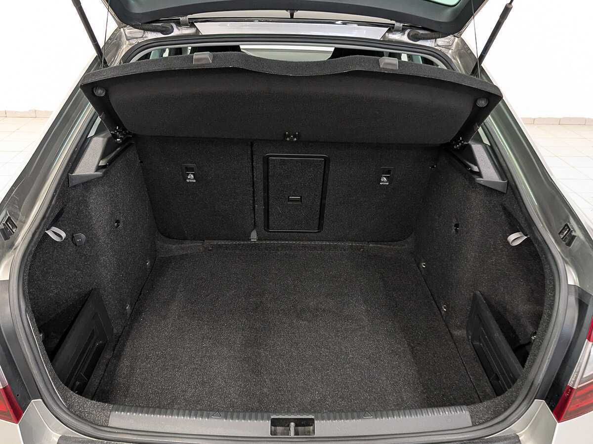 Skoda Octavia б/у, 2019, Роботизированная. Фото: #9