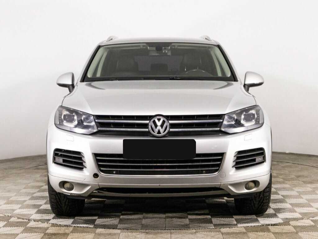 Volkswagen Touareg б/у, 2013, Автоматическая. Фото: #1