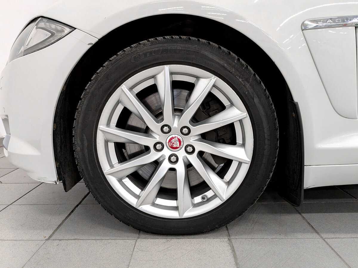 Jaguar XF б/у, 2014, Автоматическая. Фото: #17