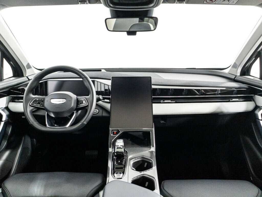 Geely Atlas б/у, 2023, Роботизированная. Фото: #12