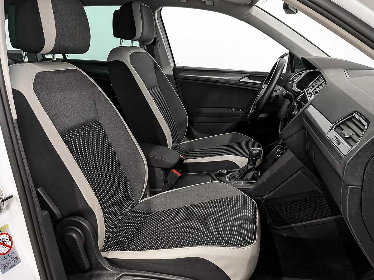 Volkswagen Tiguan б/у, 2020, Роботизированная. Фото: #23