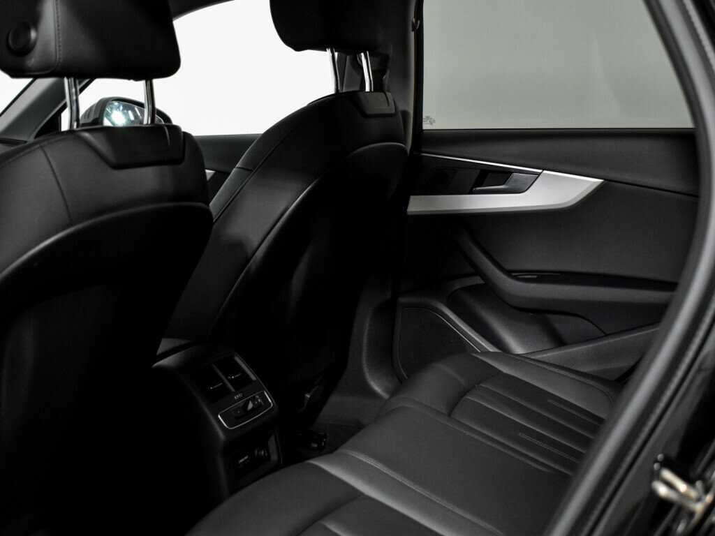 Audi A4 б/у, 2020, Роботизированная. Фото: #11