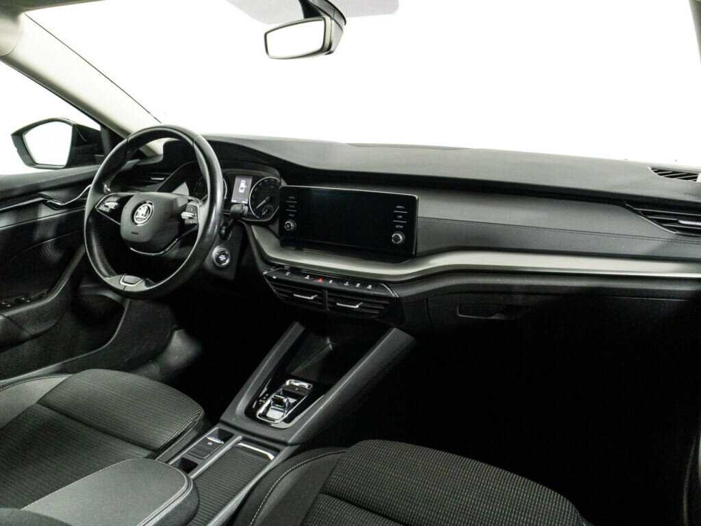 Skoda Octavia б/у, 2020, Автоматическая. Фото: #8