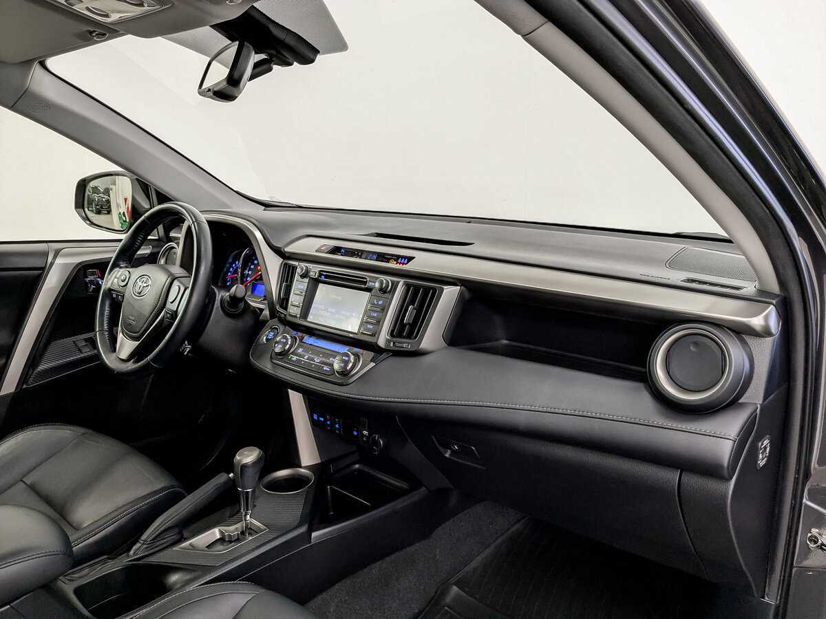 Toyota RAV4 б/у, 2014, Автоматическая. Фото: #10