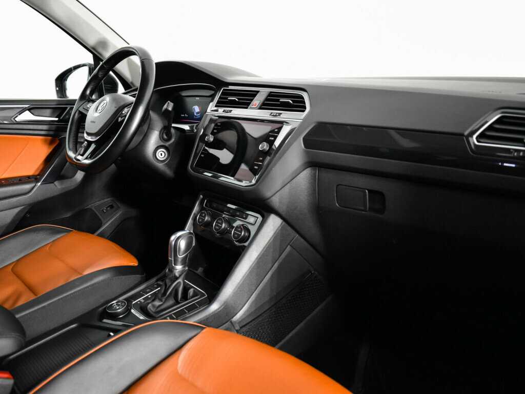 Volkswagen Tiguan б/у, 2018, Роботизированная. Фото: #8