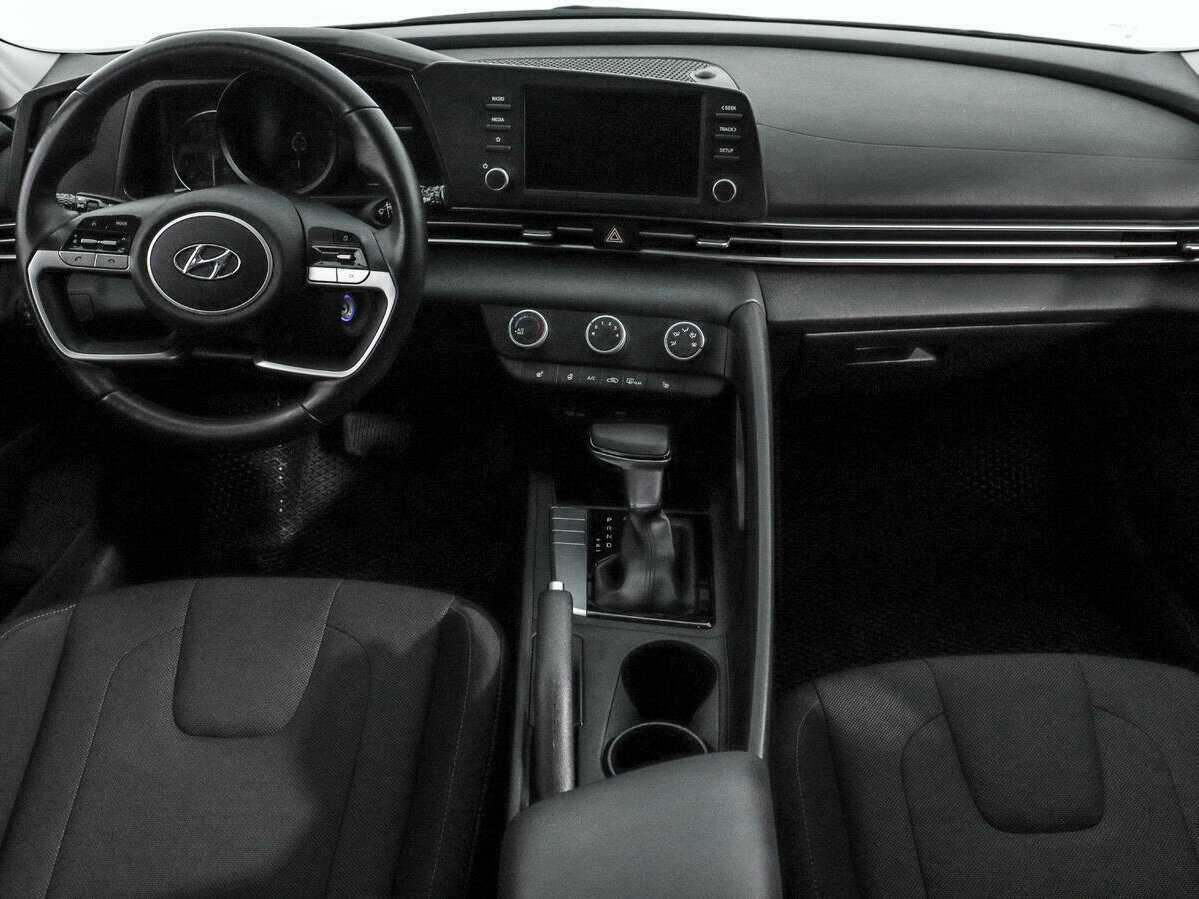 Hyundai Elantra б/у, 2021, Автоматическая. Фото: #11