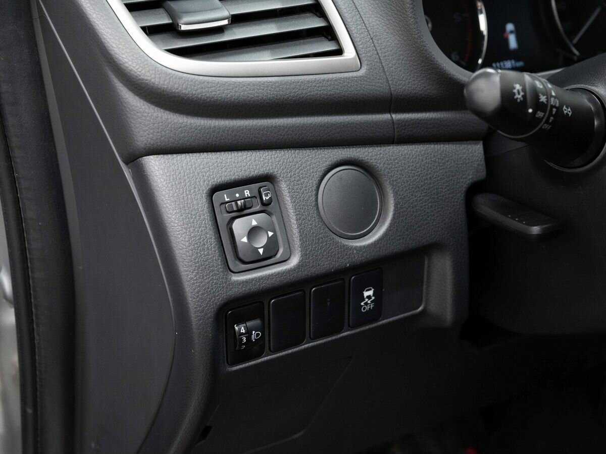 Mitsubishi Pajero Sport б/у, 2017, Механическая. Фото: #16