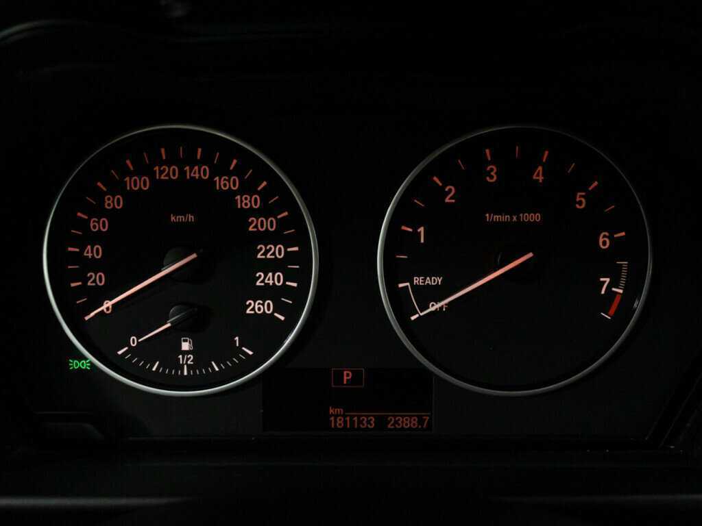 BMW 1 серии б/у, 2013, Автоматическая. Фото: #11