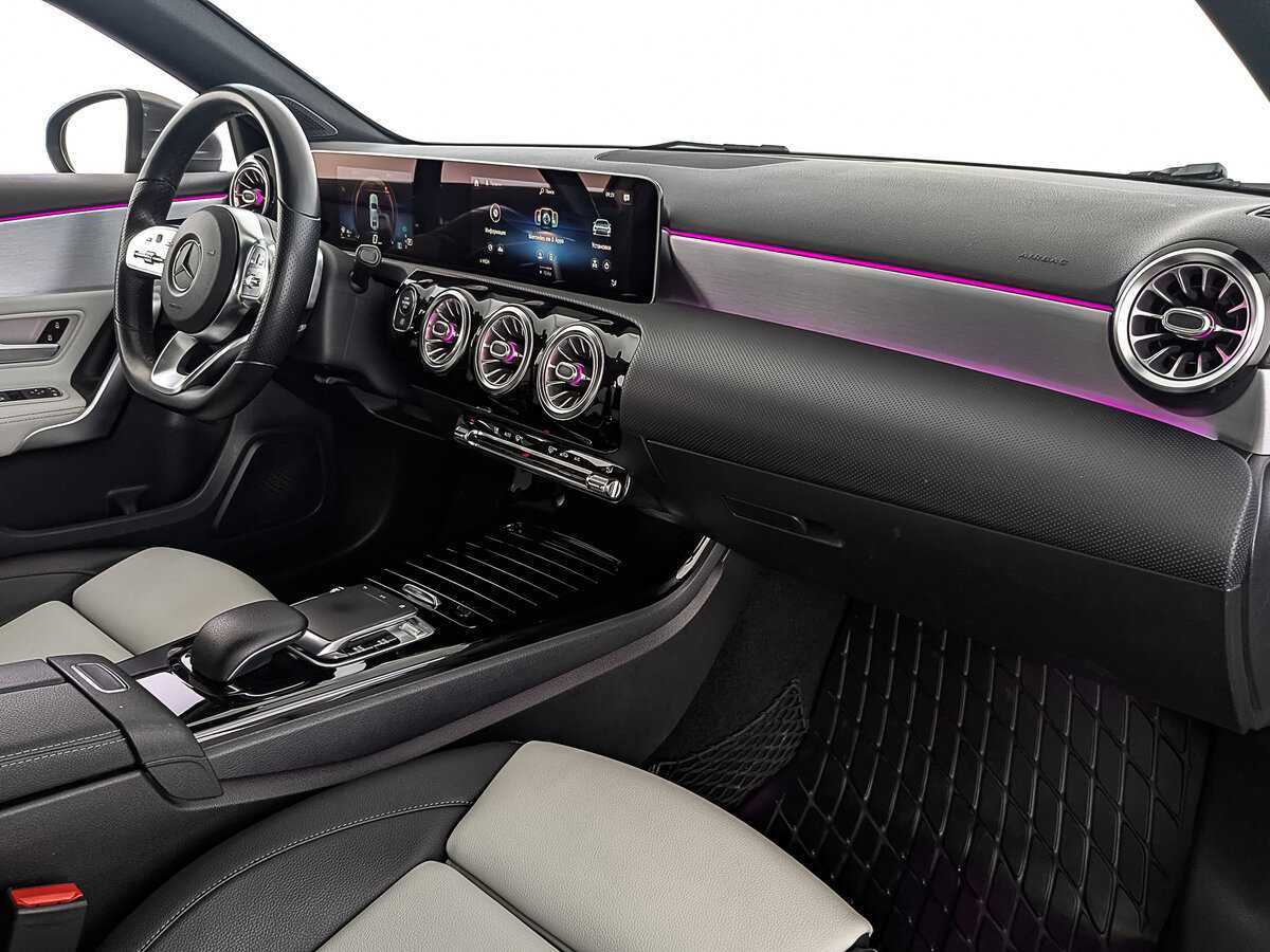 Mercedes-Benz A-Класс б/у, 2019, Роботизированная. Фото: #12