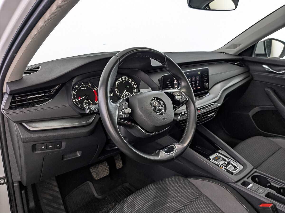 Skoda Octavia б/у, 2021, Автоматическая. Фото: #14
