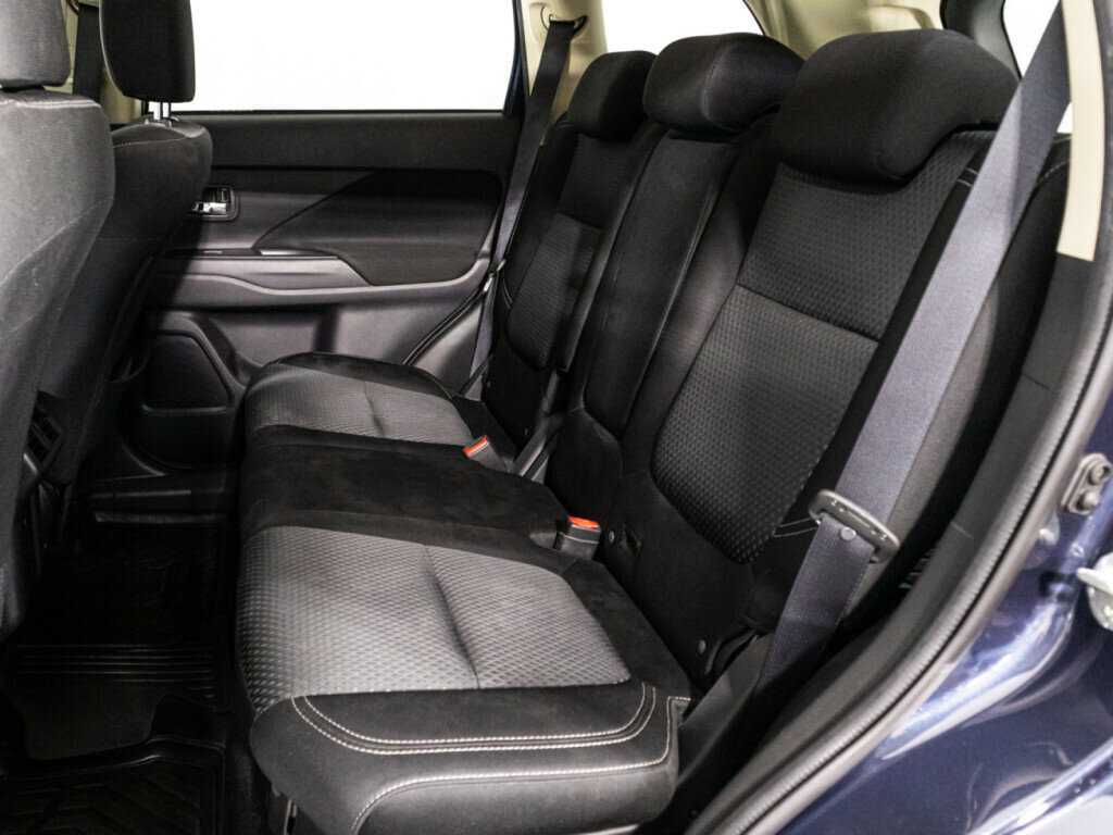 Mitsubishi Outlander б/у, 2018, Вариатор. Фото: #9