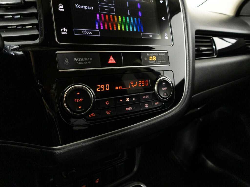 Mitsubishi Outlander б/у, 2018, Вариатор. Фото: #14