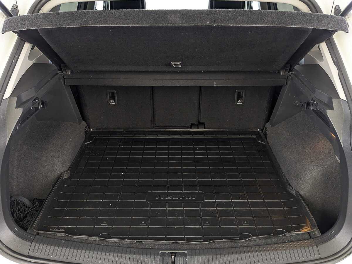 Volkswagen Tiguan б/у, 2018, Роботизированная. Фото: #9