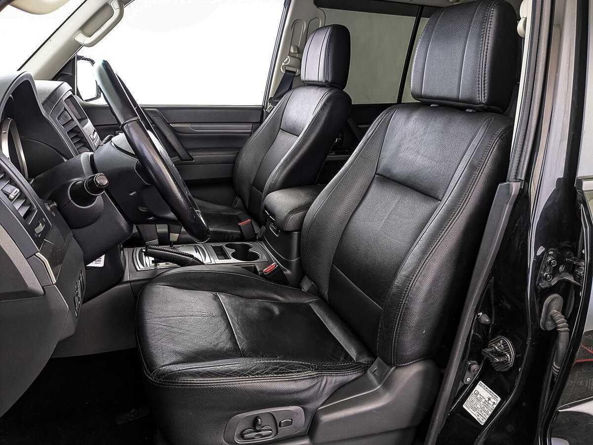 Mitsubishi Pajero б/у, 2013, Автоматическая. Фото: #19