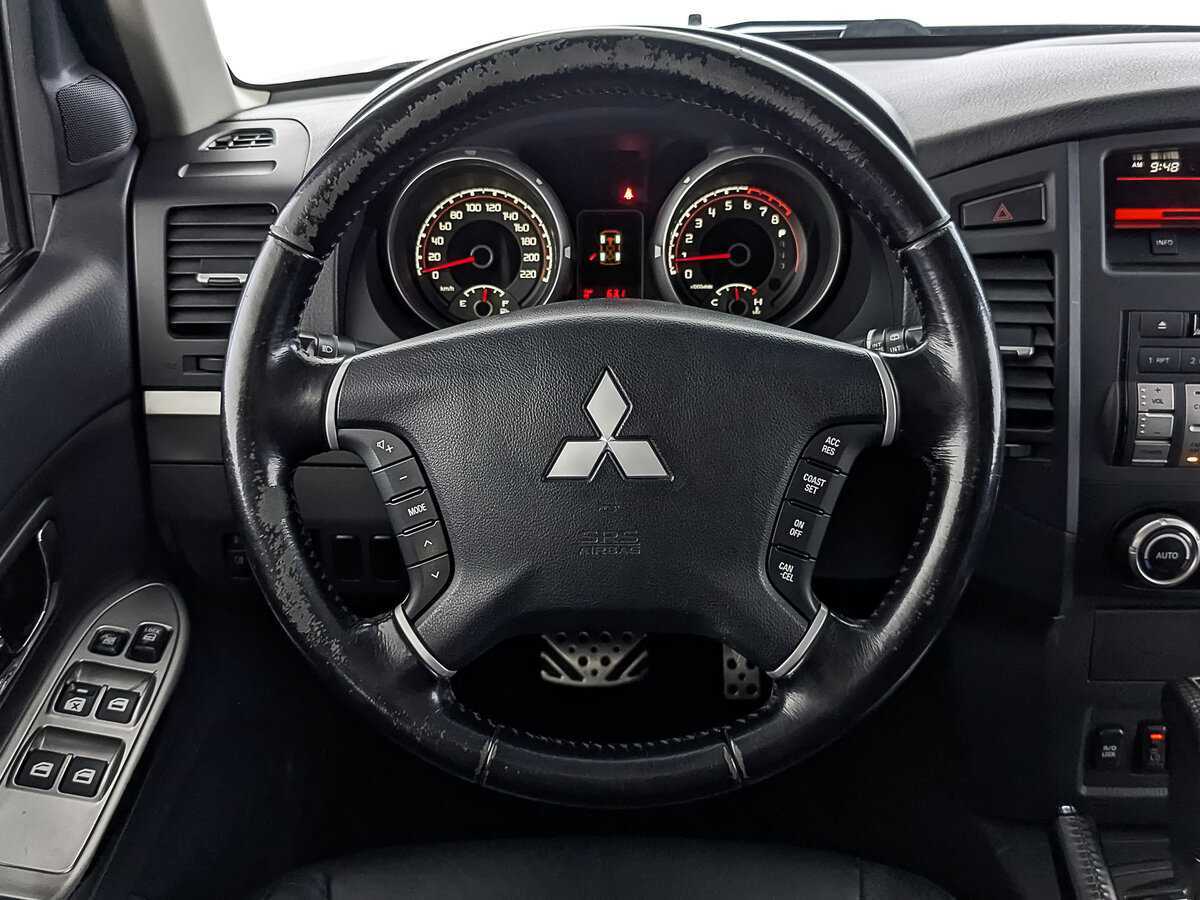 Mitsubishi Pajero б/у, 2013, Автоматическая. Фото: #21