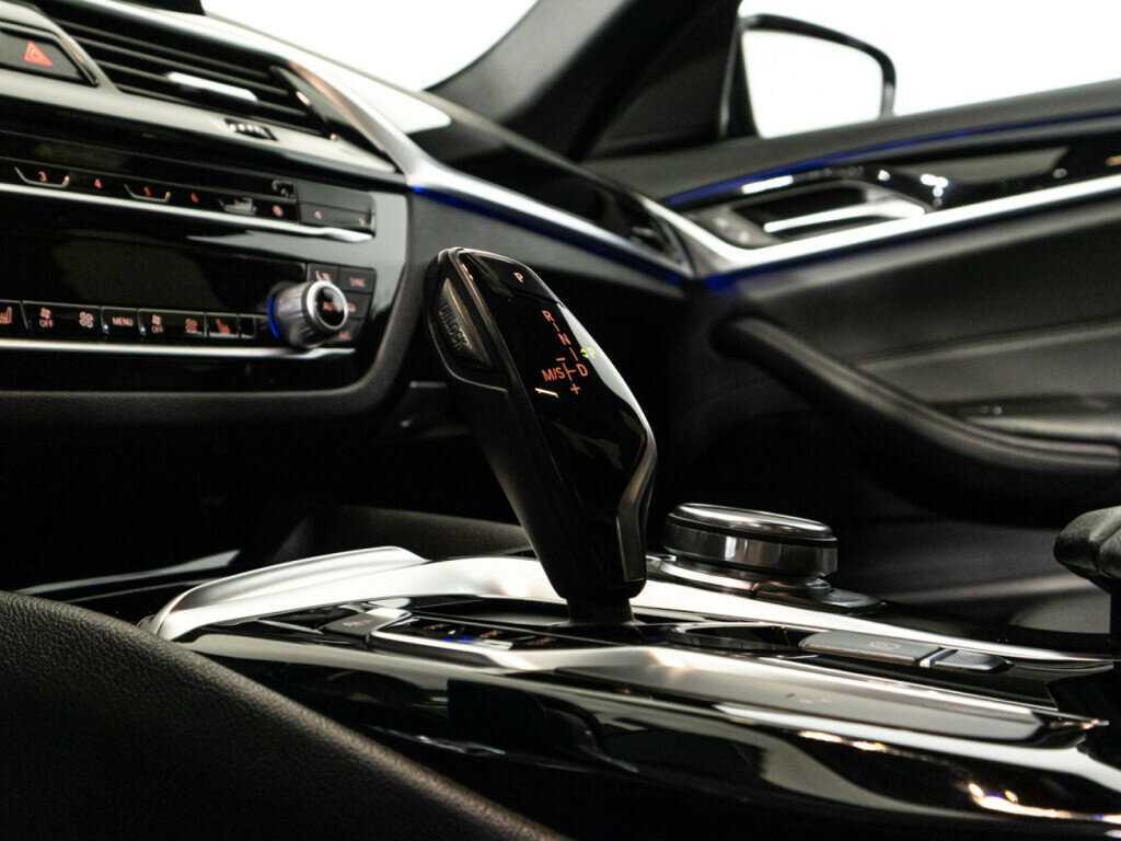 BMW 5 серии б/у, 2017, Автоматическая. Фото: #17
