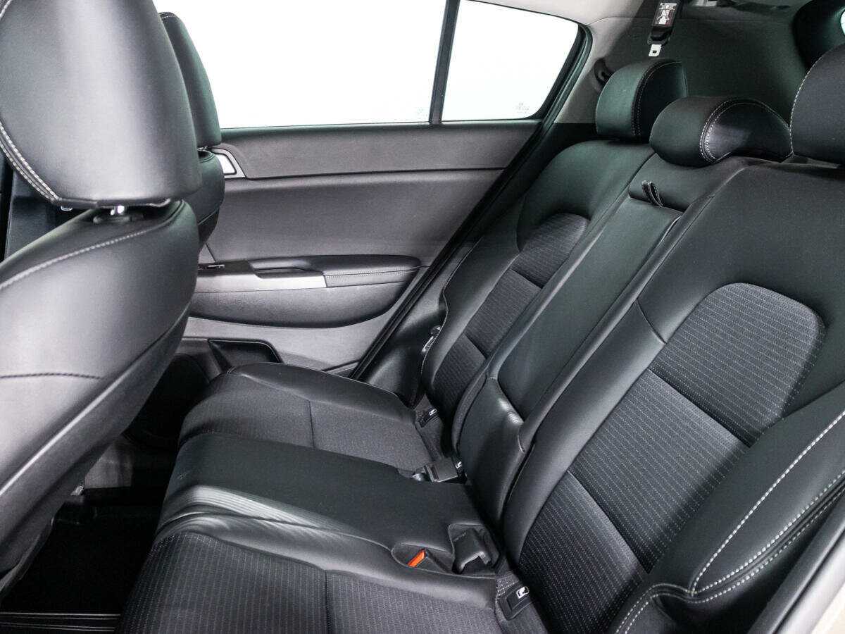 Kia Sportage б/у, 2017, Автоматическая. Фото: #9