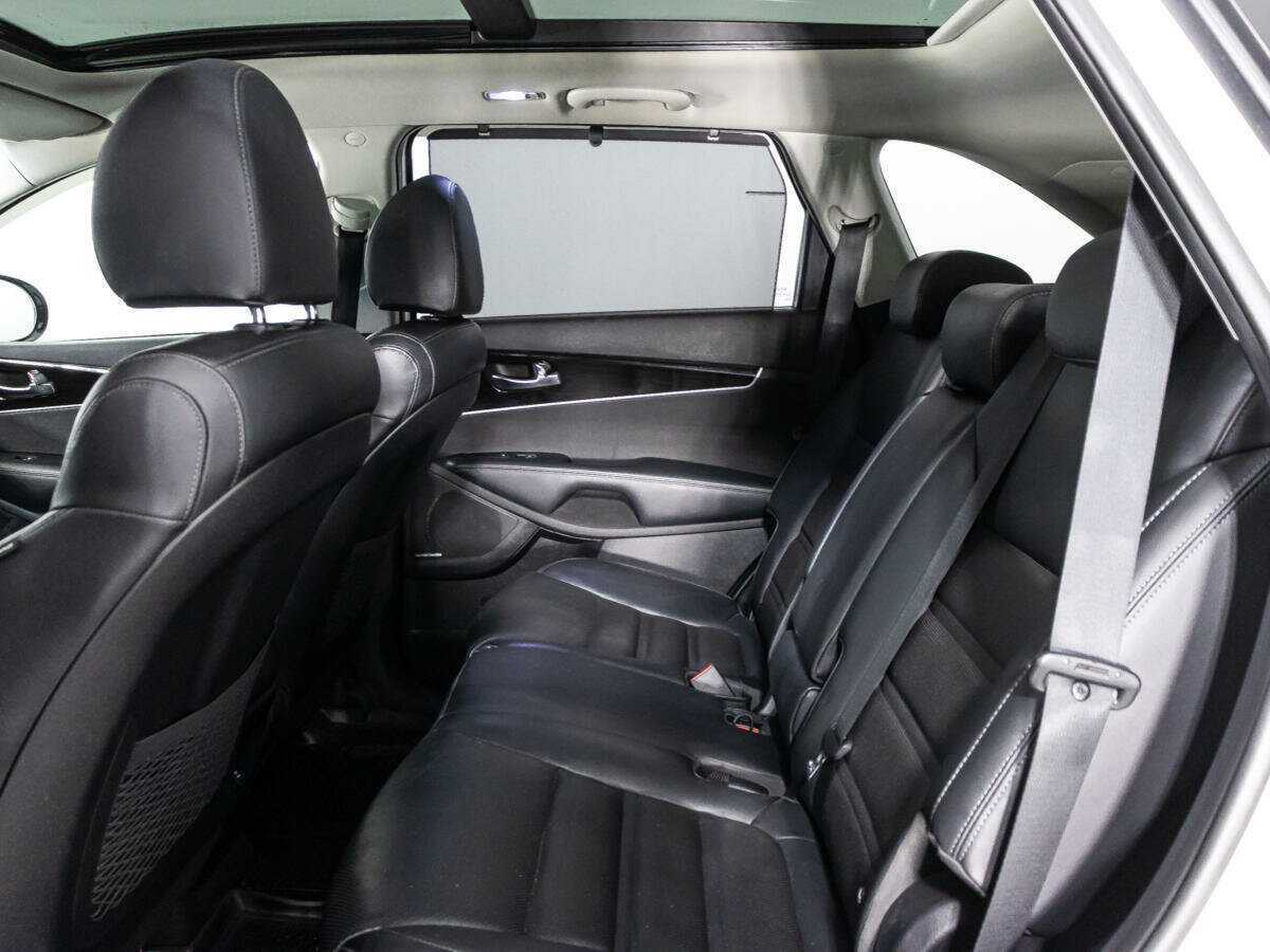 Kia Sorento б/у, 2017, Автоматическая. Фото: #9