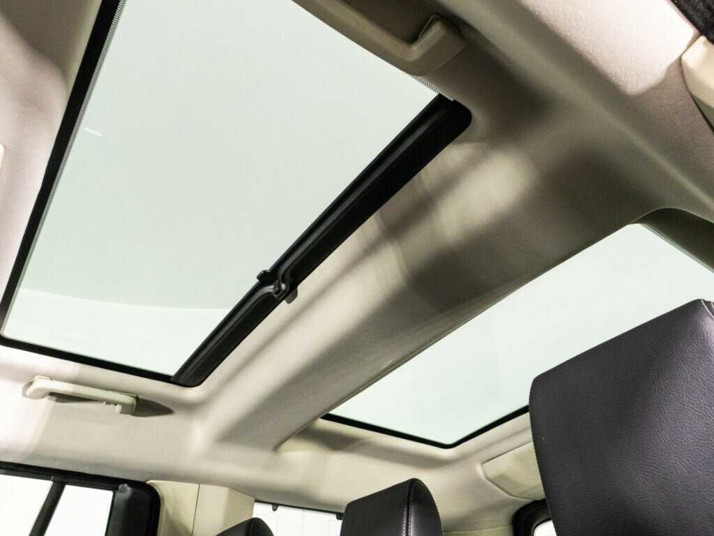 Land Rover Discovery б/у, 2016, Автоматическая. Фото: #24