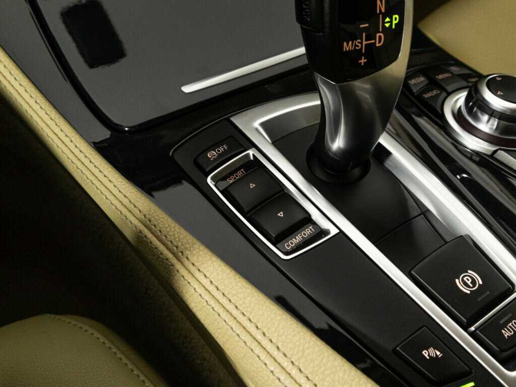 BMW 5 серии б/у, 2014, Автоматическая. Фото: #19