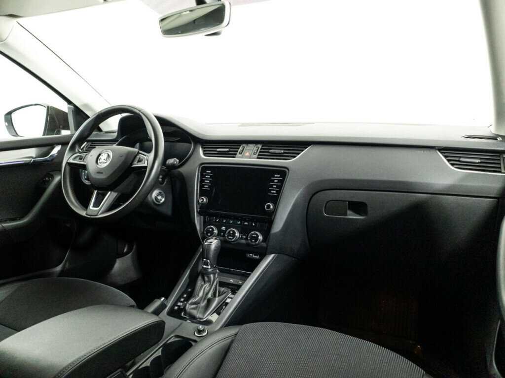 Skoda Octavia б/у, 2019, Роботизированная. Фото: #8