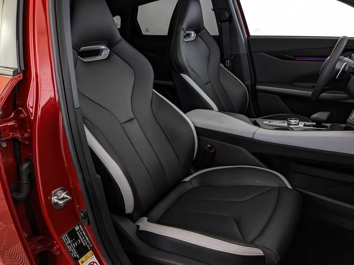 Changan UNI-V б/у, 2024, Роботизированная. Фото: #23