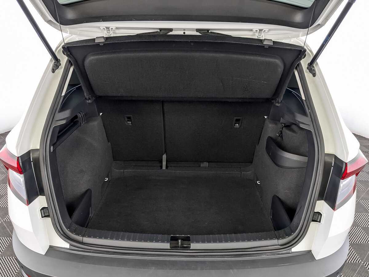 Skoda Karoq б/у, 2021, Автоматическая. Фото: #9