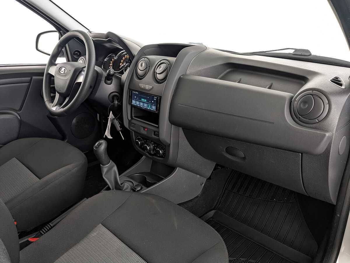 Lada (ВАЗ) Largus б/у, 2024, Механическая. Фото: #12