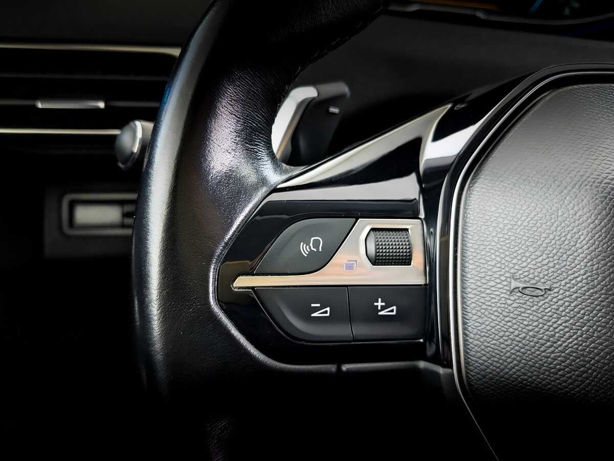 Peugeot 3008 б/у, 2017, Автоматическая. Фото: #26