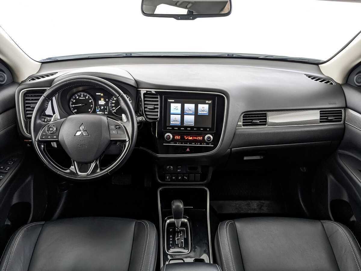 Mitsubishi Outlander б/у, 2021, Вариатор. Фото: #11