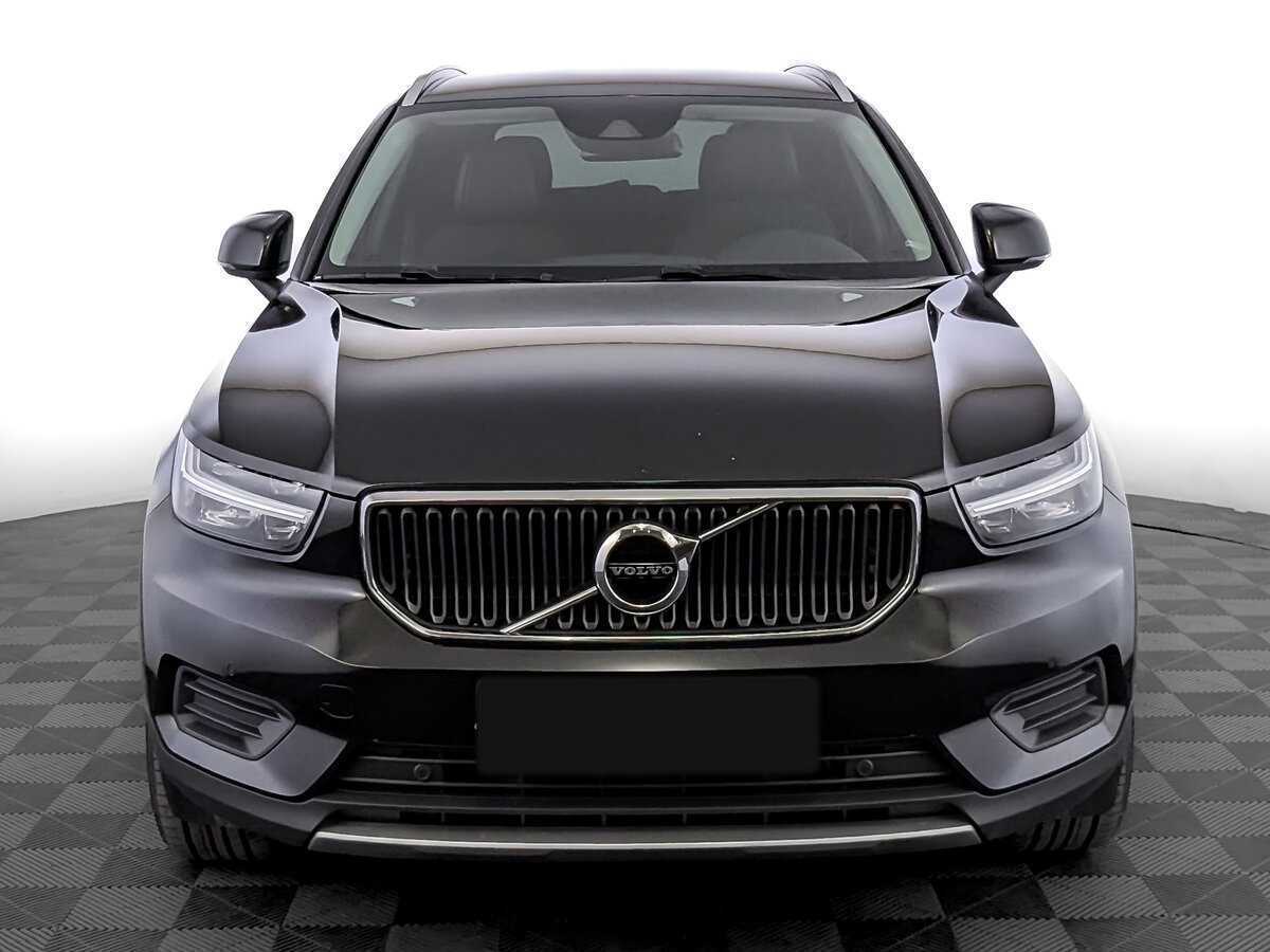 Volvo XC40 б/у, 2019, Автоматическая. Фото: #1