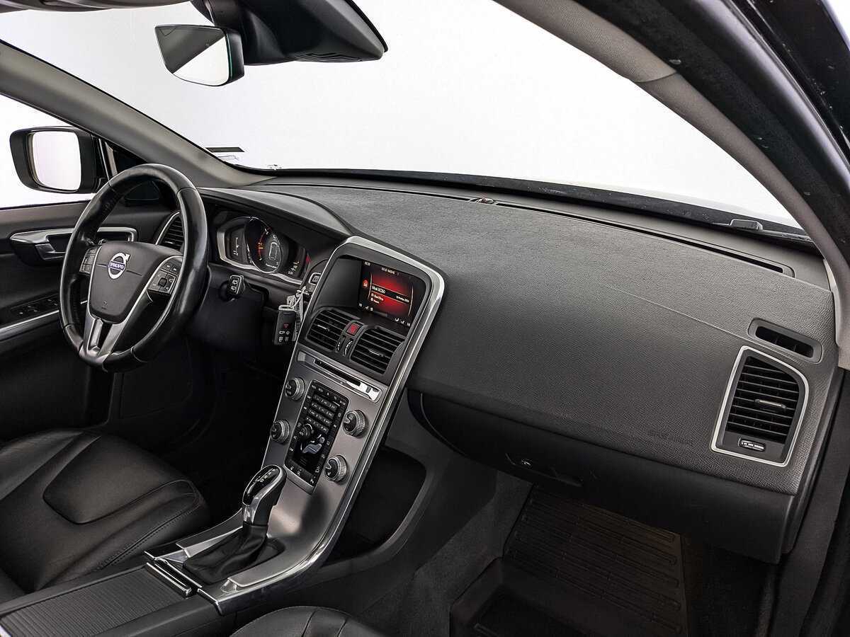 Volvo XC60 б/у, 2017, Автоматическая. Фото: #10
