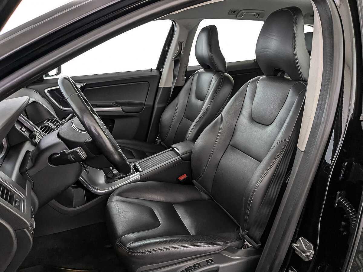 Volvo XC60 б/у, 2017, Автоматическая. Фото: #19