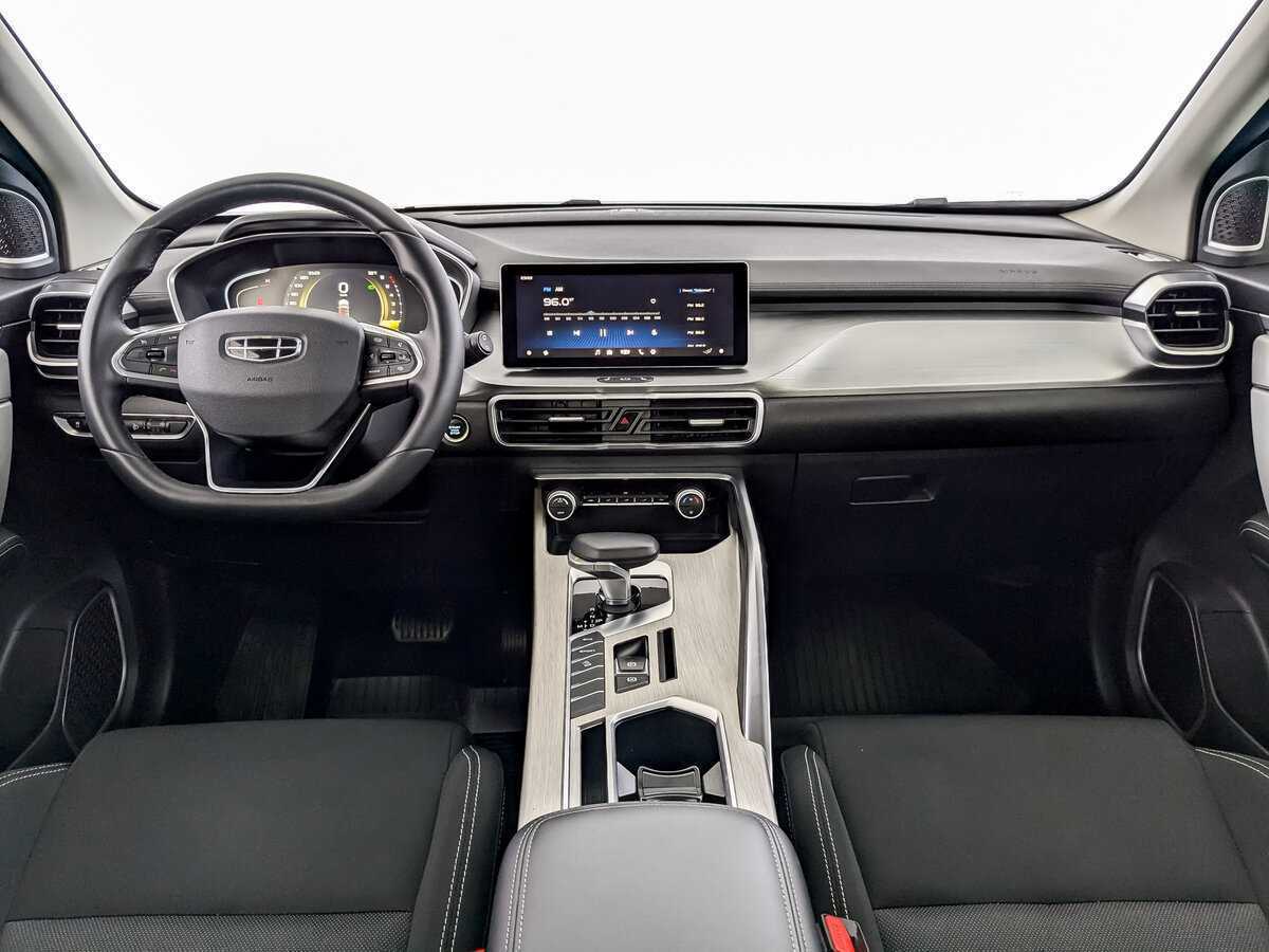 Geely Coolray б/у, 2023, Роботизированная. Фото: #13