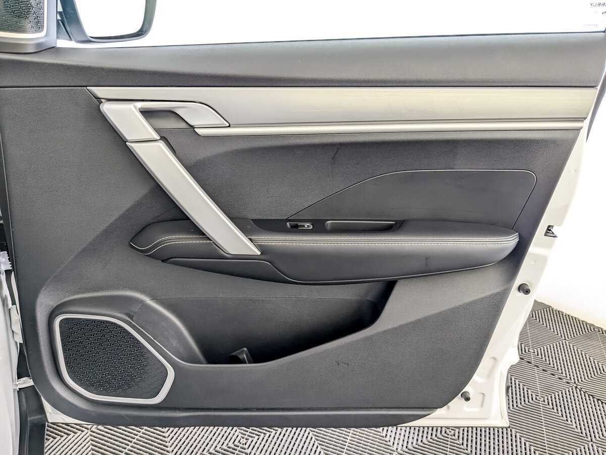 Geely Coolray б/у, 2023, Роботизированная. Фото: #21