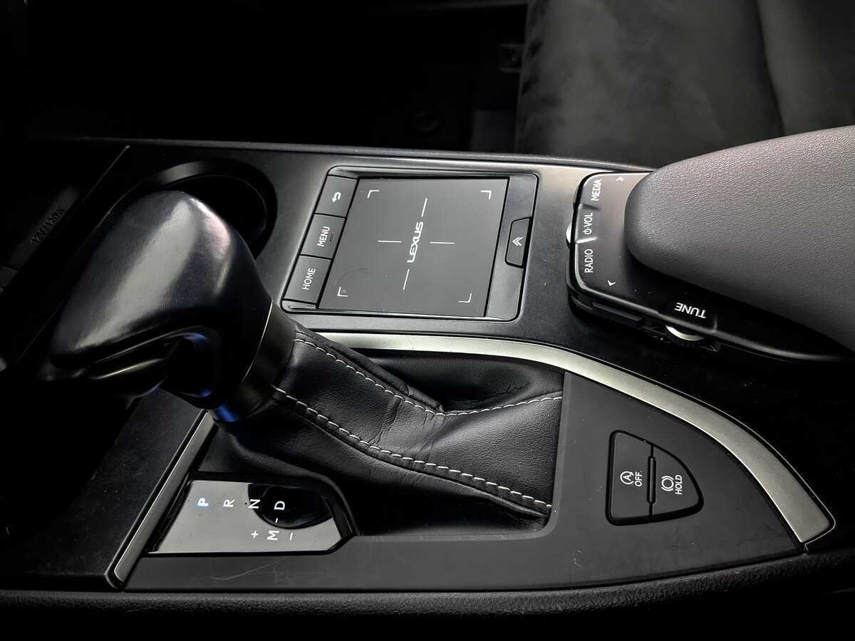 Lexus UX б/у, 2020, Вариатор. Фото: #25