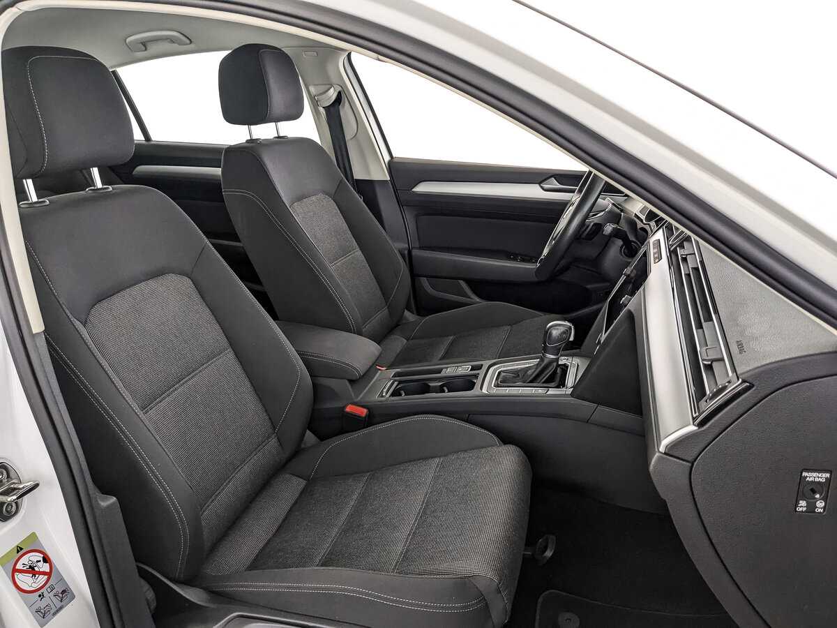 Volkswagen Passat б/у, 2019, Роботизированная. Фото: #20