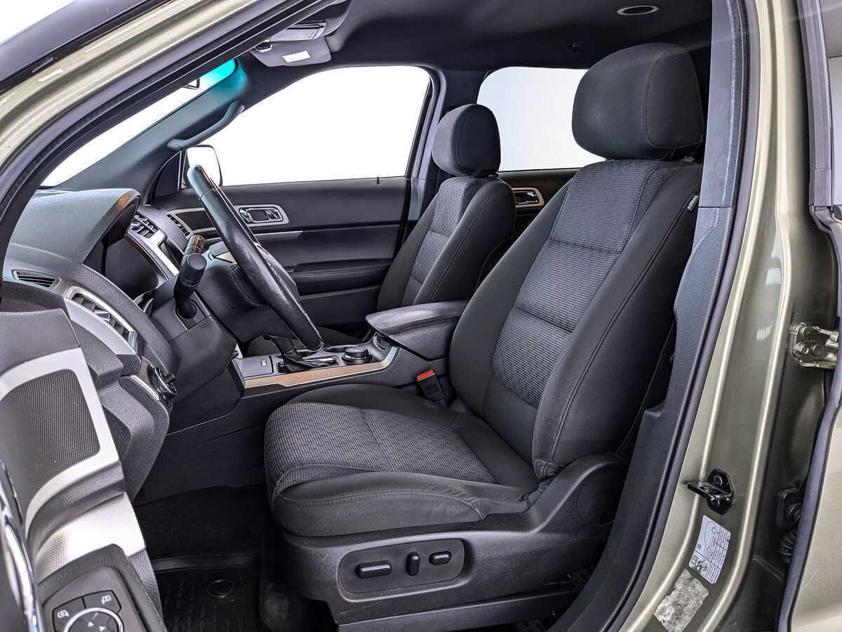Ford Explorer б/у, 2014, Автоматическая. Фото: #17