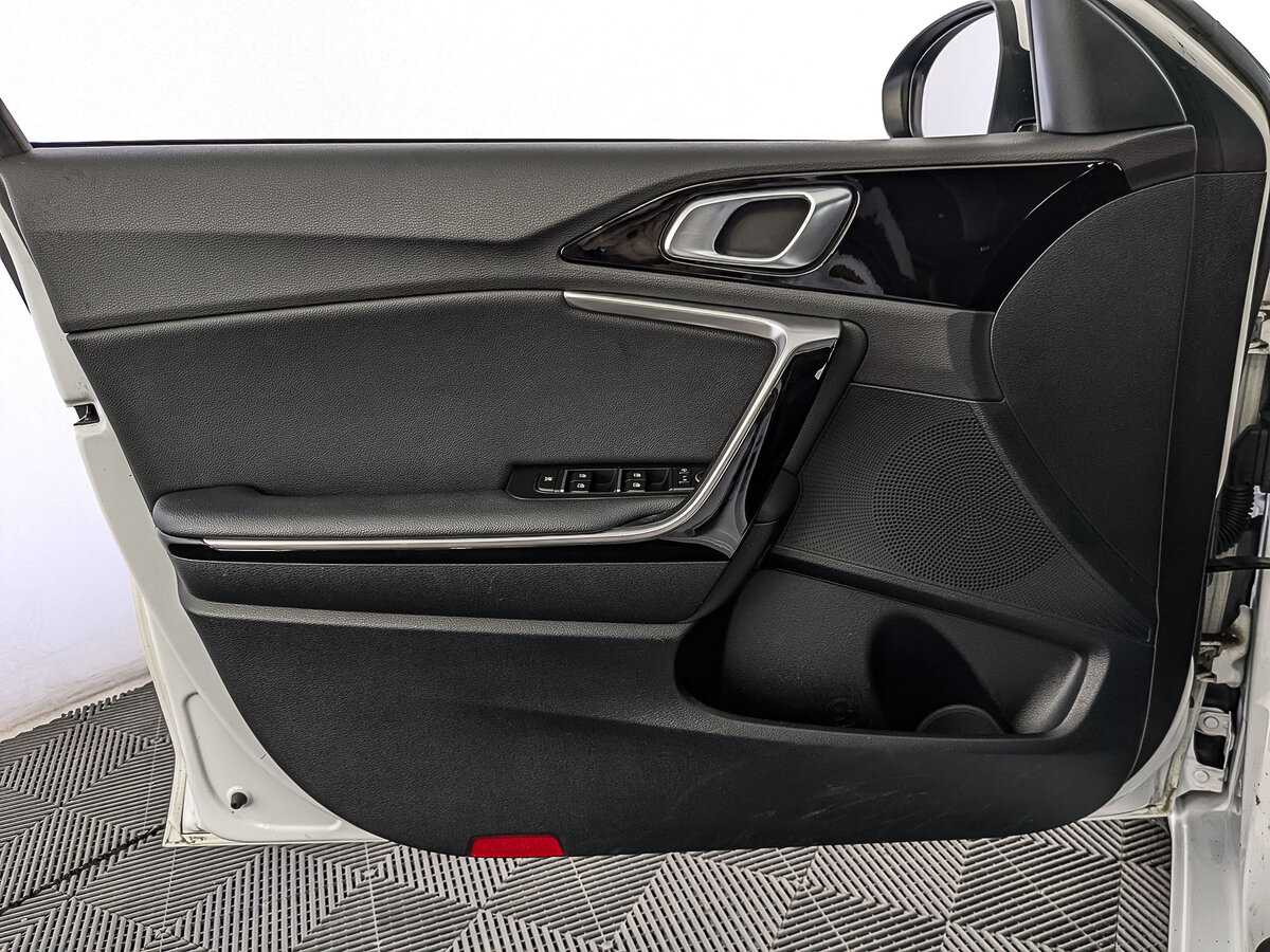 Kia Ceed б/у, 2021, Автоматическая. Фото: #18