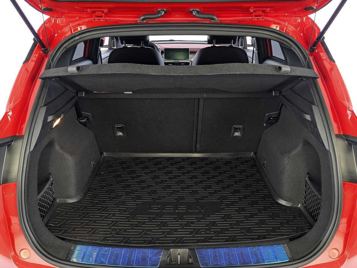 Geely Coolray б/у, 2023, Роботизированная. Фото: #9