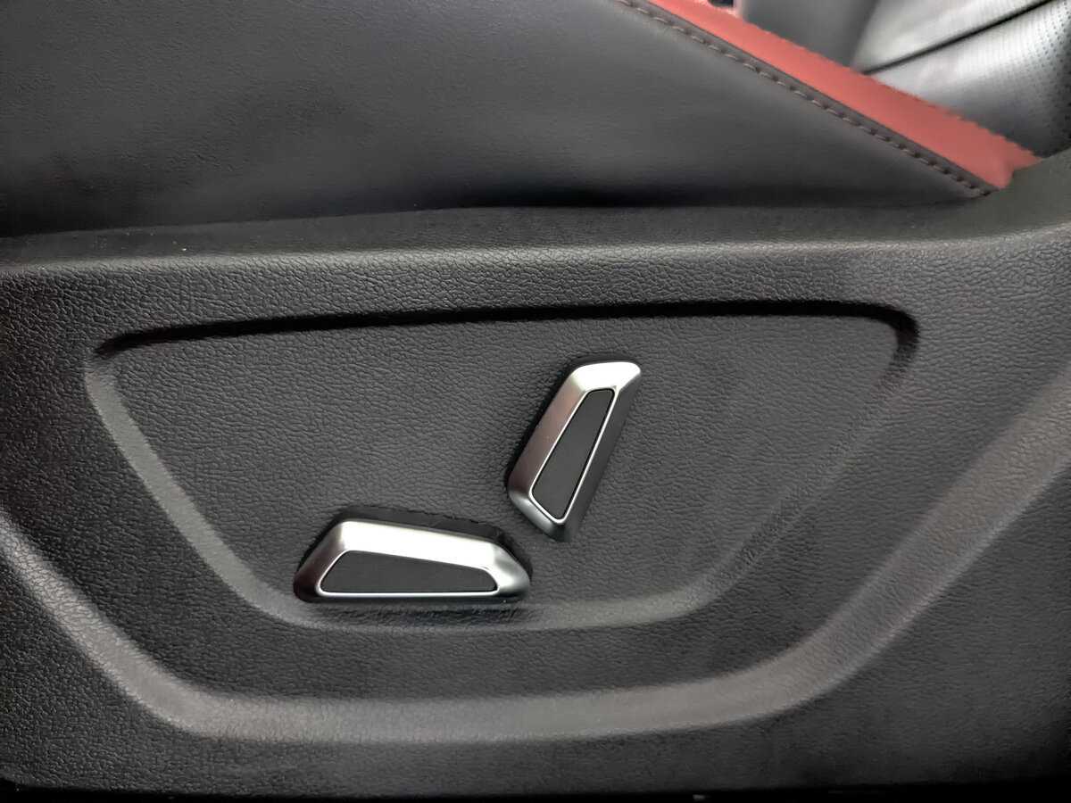 Geely Coolray б/у, 2023, Роботизированная. Фото: #25