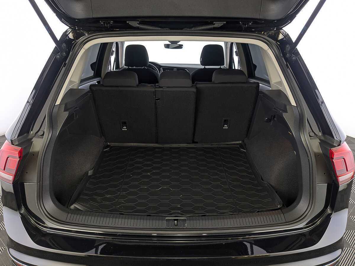 Volkswagen Tiguan б/у, 2021, Роботизированная. Фото: #9