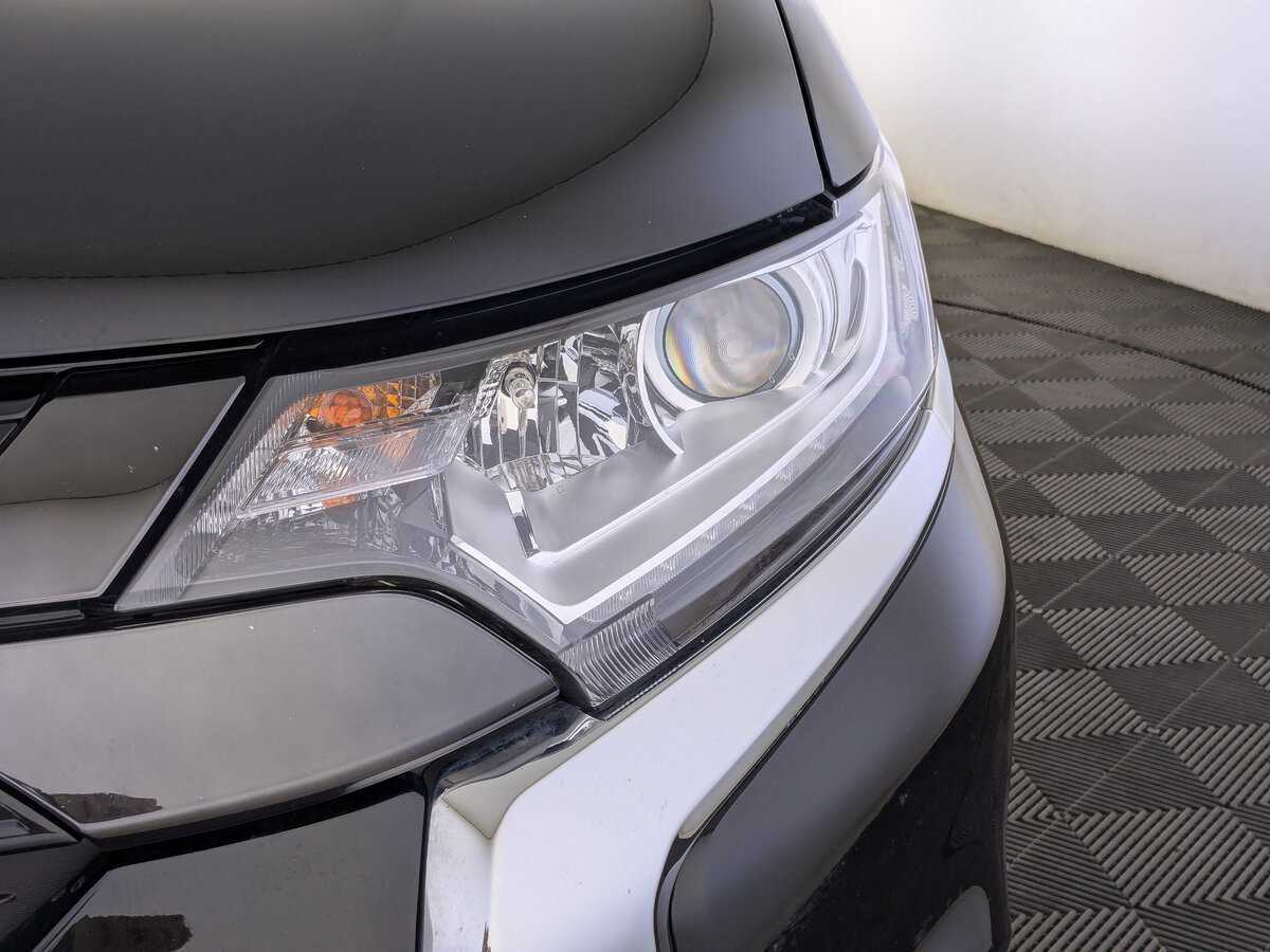 Mitsubishi Outlander б/у, 2021, Вариатор. Фото: #10